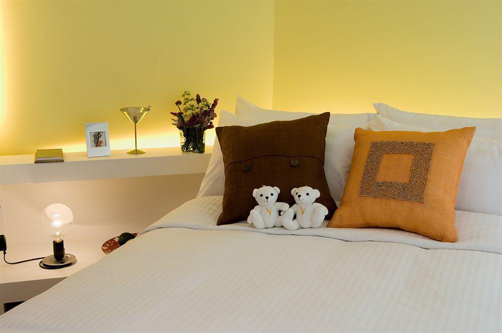 V Causeway Bay Aparthotel Hongkong Exteriör bild