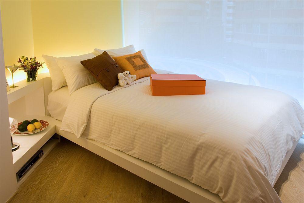V Causeway Bay Aparthotel Hongkong Exteriör bild