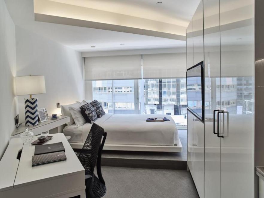 V Causeway Bay Aparthotel Hongkong Exteriör bild