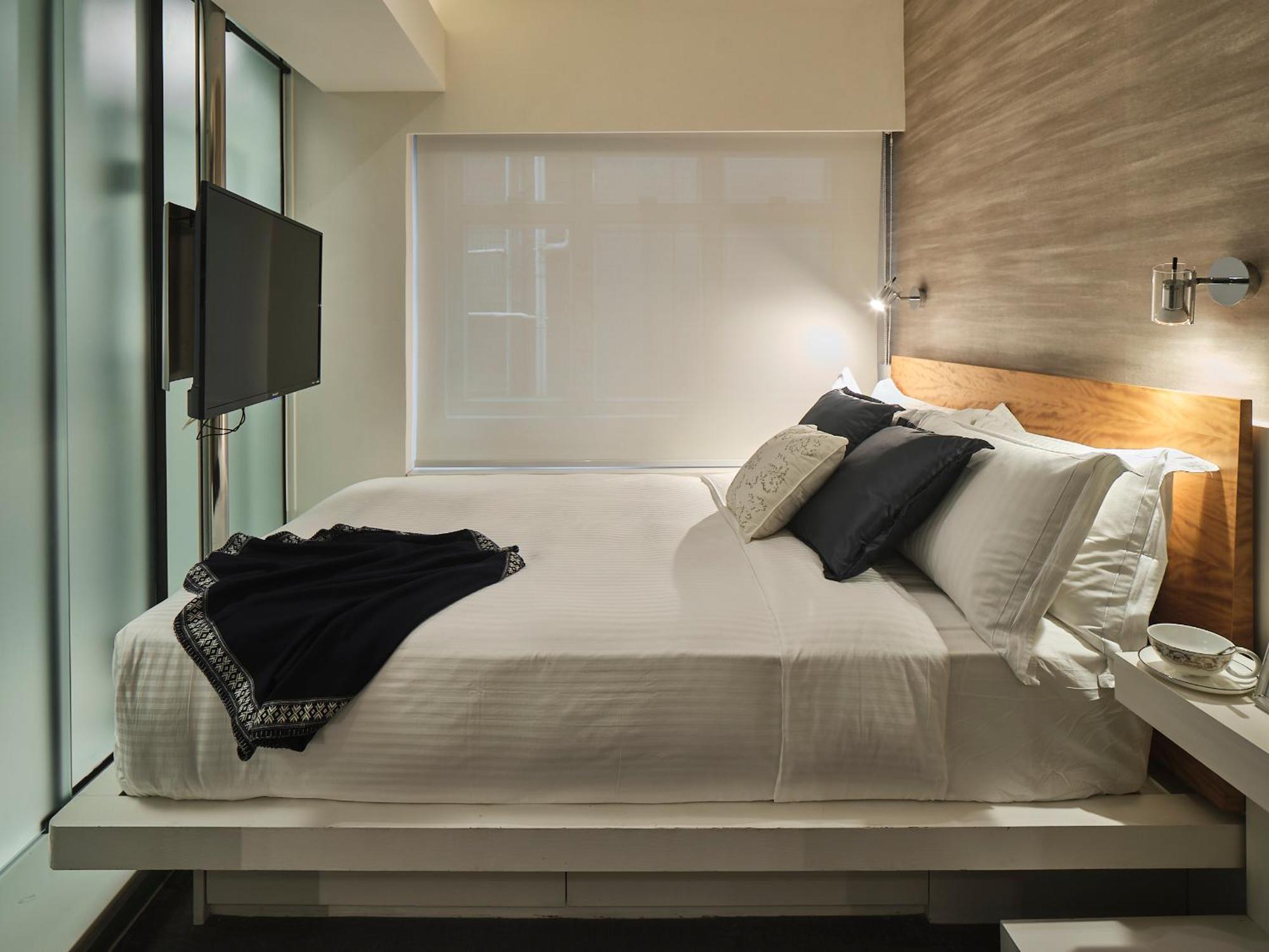 V Causeway Bay Aparthotel Hongkong Exteriör bild