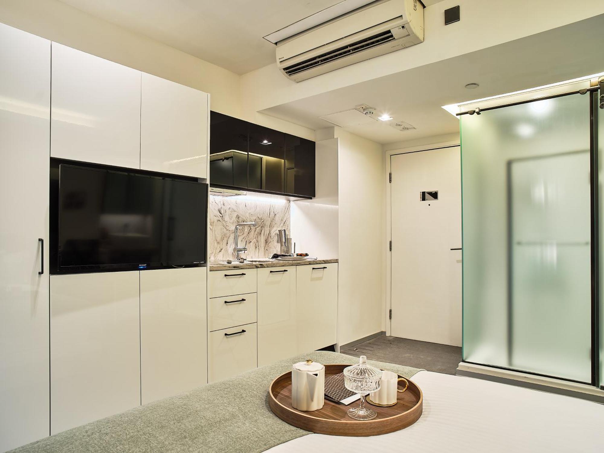 V Causeway Bay Aparthotel Hongkong Exteriör bild