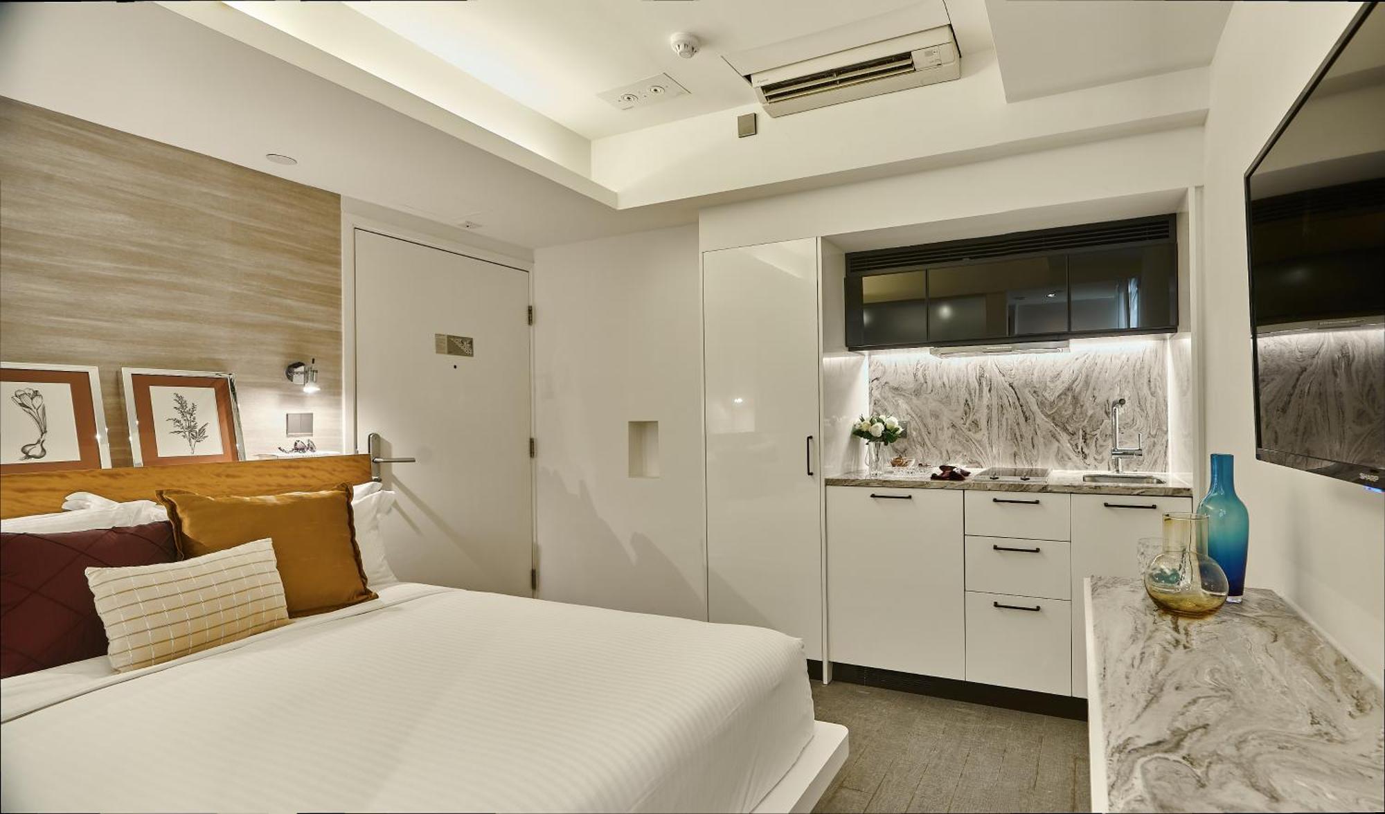 V Causeway Bay Aparthotel Hongkong Exteriör bild