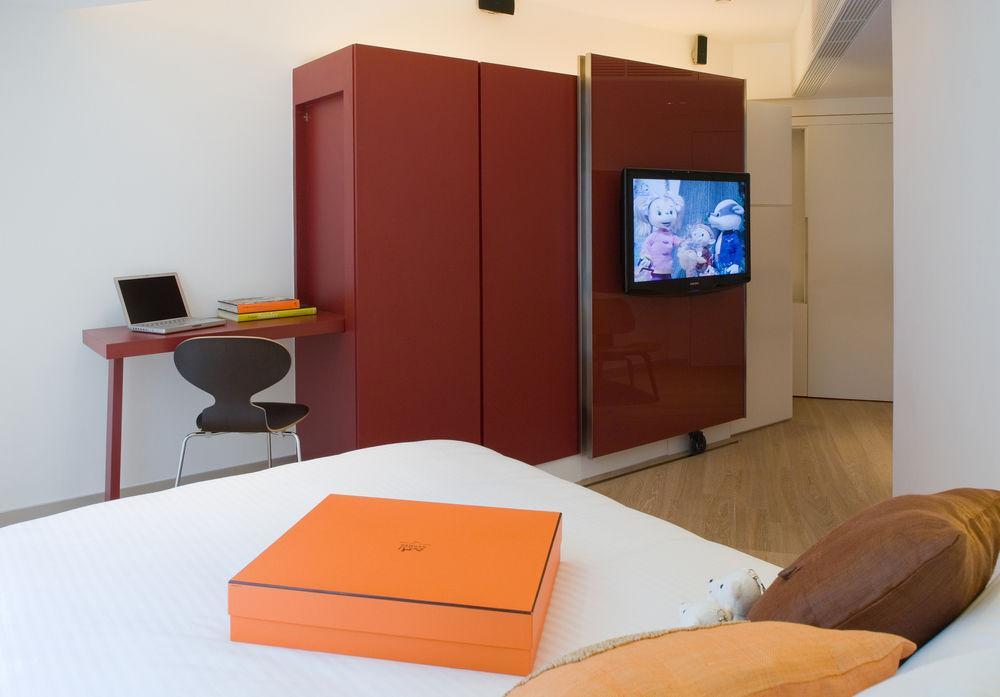 V Causeway Bay Aparthotel Hongkong Exteriör bild